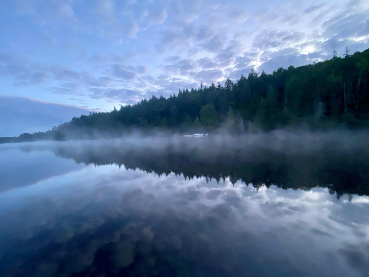 Algonquin Madawaska Lodge Cottage Glamping Cabins Exterior foto