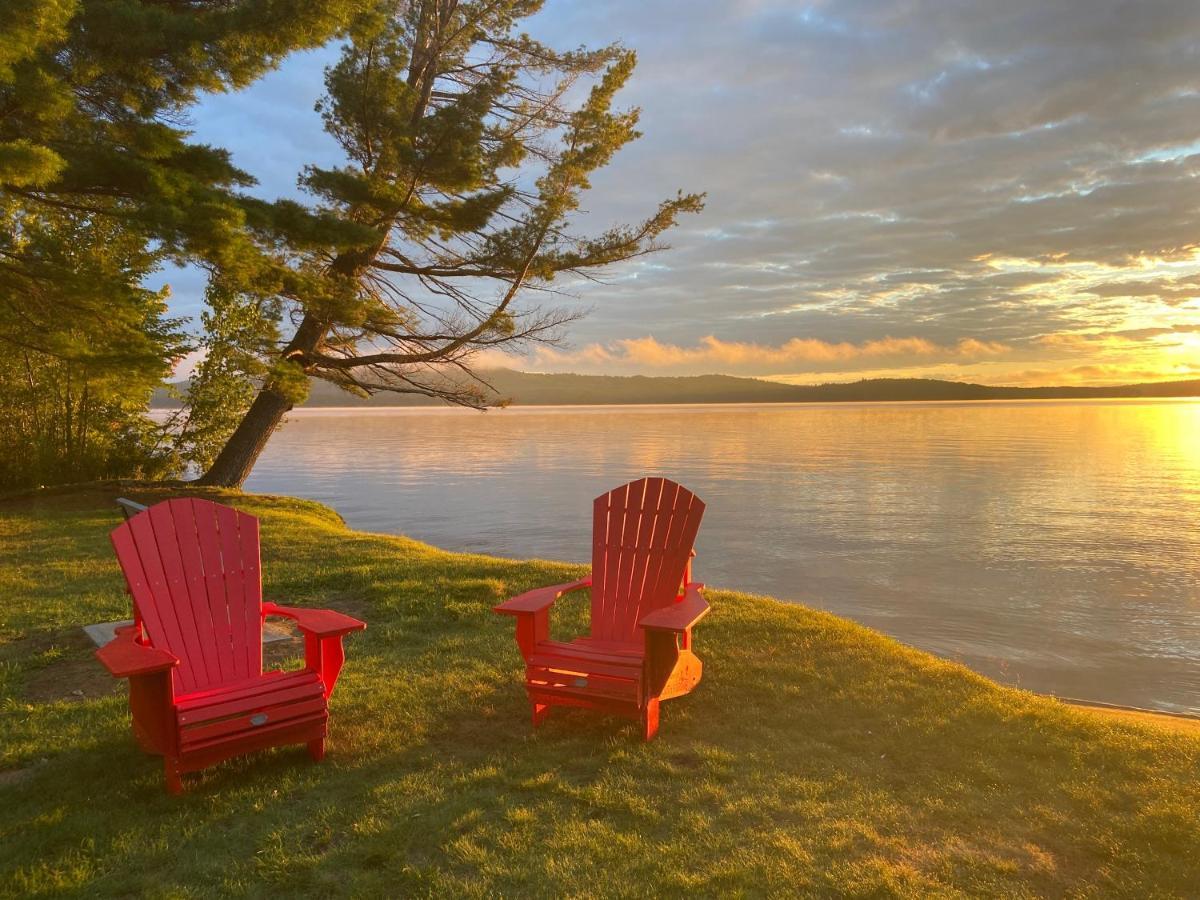 Algonquin Madawaska Lodge Cottage Glamping Cabins Exterior foto